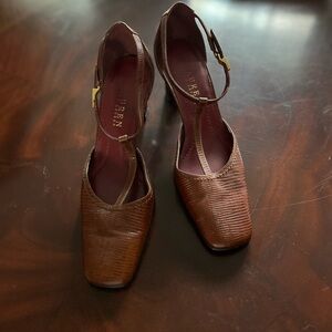 Lauren Ralph Lauren T strap pump